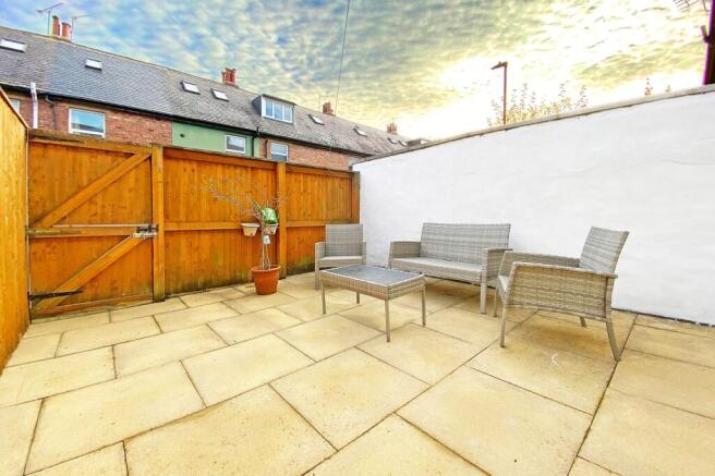 2 bed Terraced for sale Image 7
