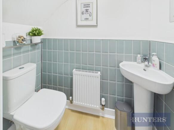 4 bed Detached for sale Image 11