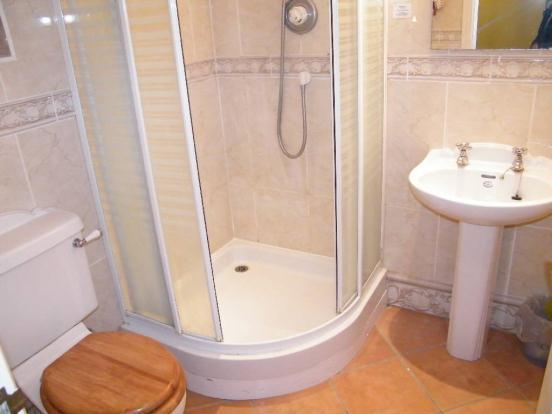 En-Suite Shower