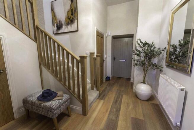 4 bed Semi-Detached for sale Image 6