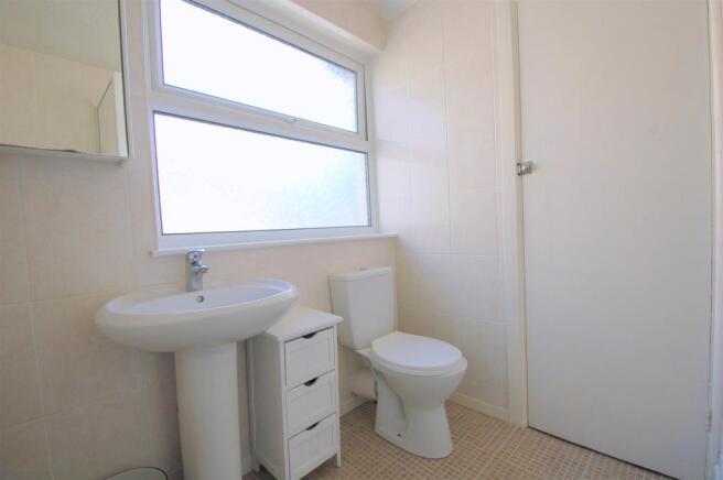 Shower Room 2.jpg