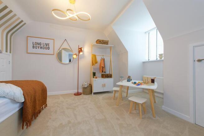 4 bed House for sale Image 10