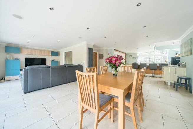 Kitchen/ Dining/ Family Room