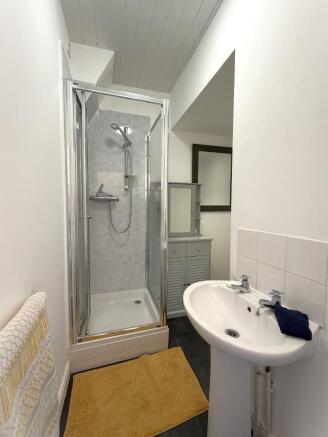 1 bed Flat for sale Image 8