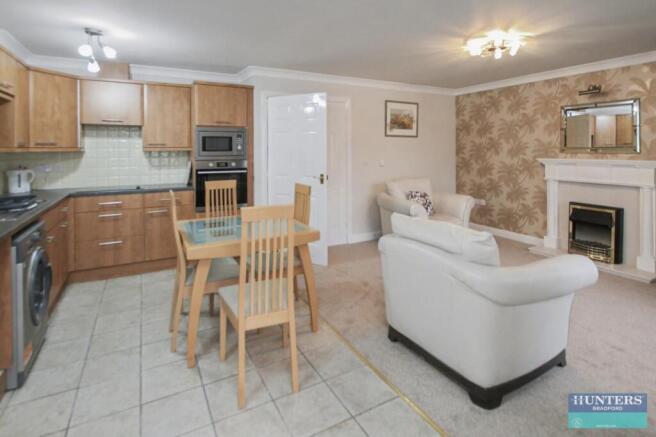 3 bed Bungalow for sale Image 4