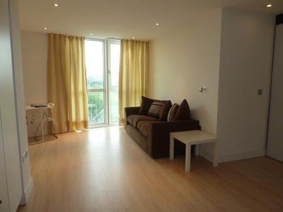 Living Area (Main)
