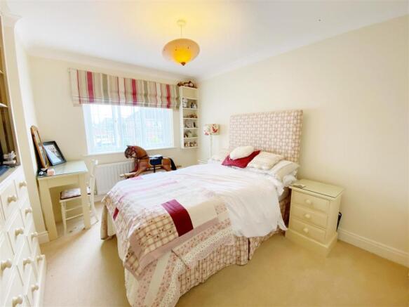 Bedroom 2.jpg
