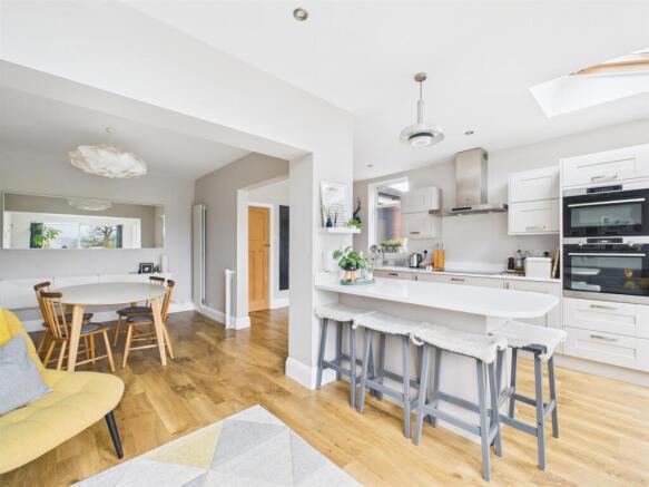 Living Kitchen/Dining/Family Room