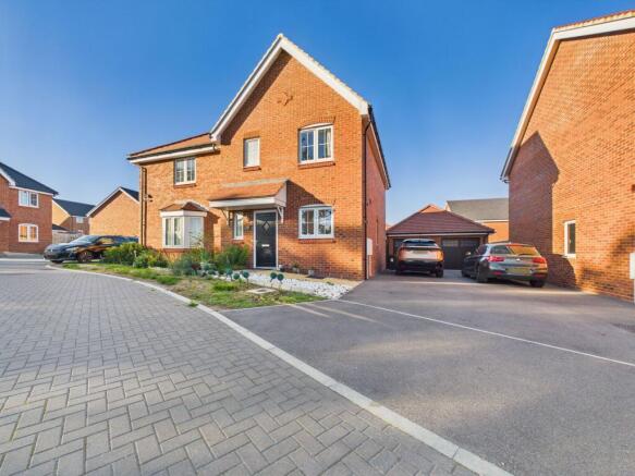 3 Bedroom Semi-Detached in RG2 9ST