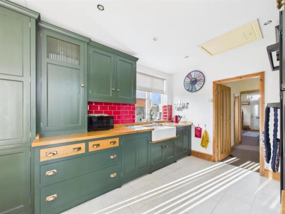 Kitchen/Dining Room