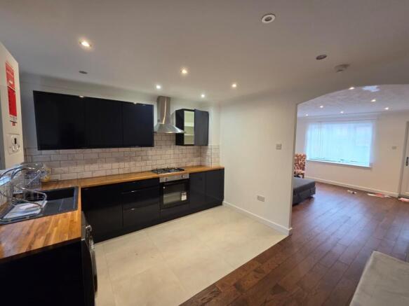 Refurbished 3-bedroom House in Grays