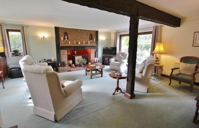 Sitting Room 2.JPG