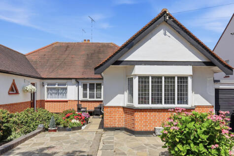 Broadclyst Avenue, Leigh-on-sea, SS9