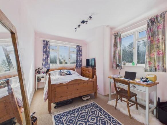 CAM03972G0-PR0269-STILL025.jpg