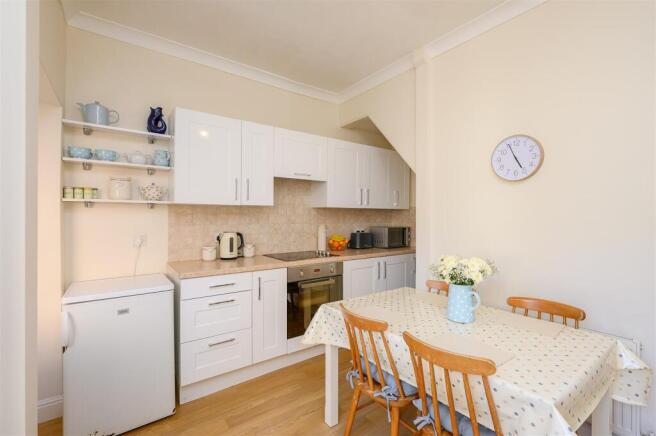 KITCHEN / DINING 2