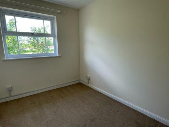 Bedroom..jpg
