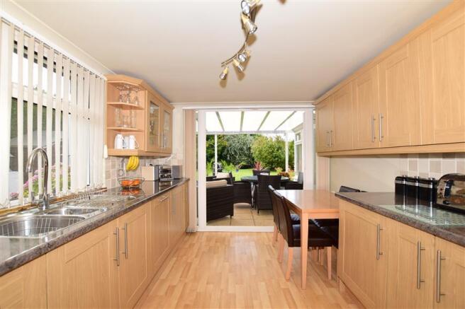Kitchen/ Breakfast Room