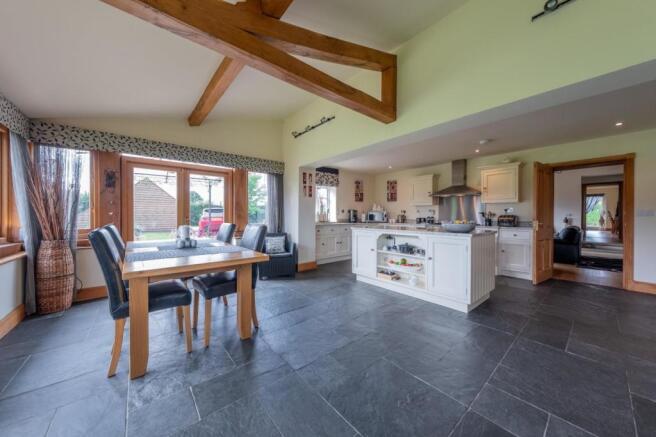 Open Plan Family Breakfast Kitchen