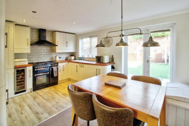 Kitchen Diner