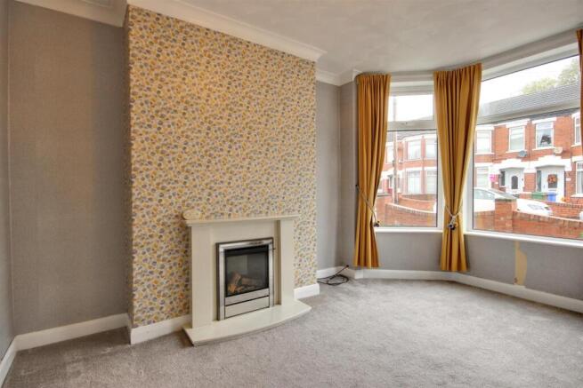 3 bed Town House for sale Image 9