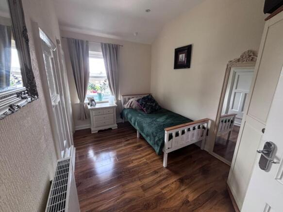 2 bed Terraced for sale Image 5