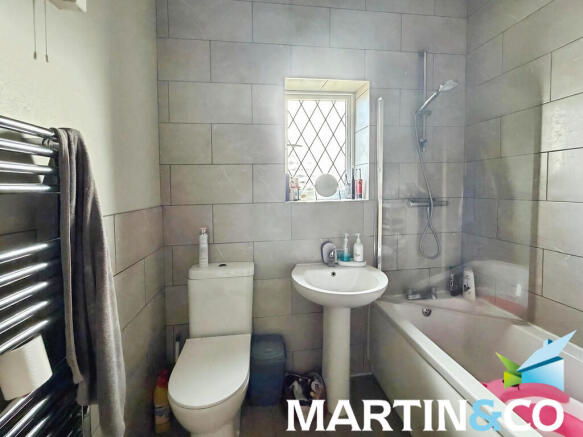 2 bed Terraced for sale Image 5