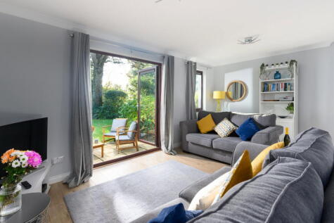 78 Nursery Cottages, Maenporth Estate, Falmouth