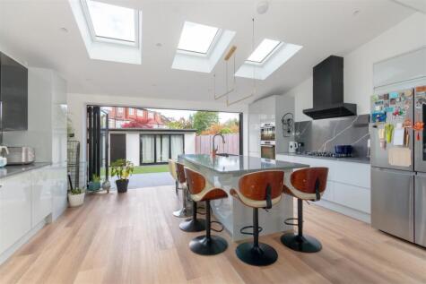 Southway, Raynes Park