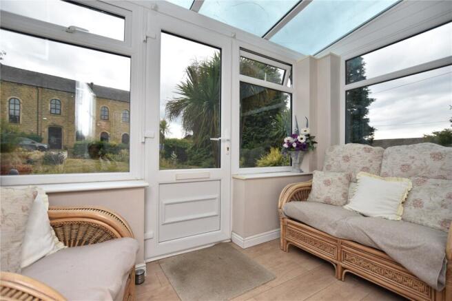 3 bed Semi-Detached for sale Image 4