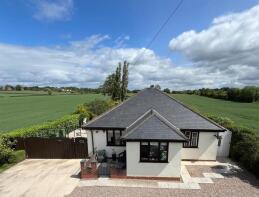 Lyndene, Sitwell Grange Lane, Chesterfield S45 8EN