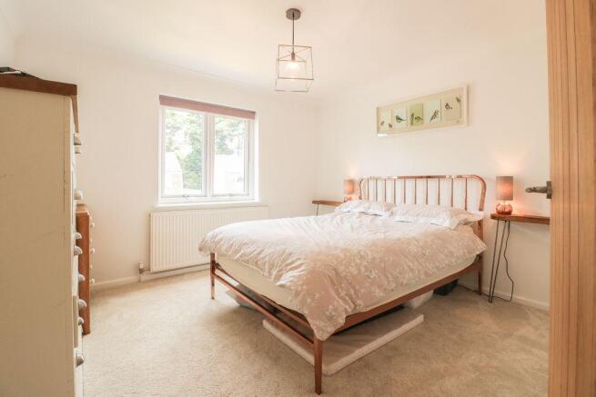 Bedroom 2 (Double)