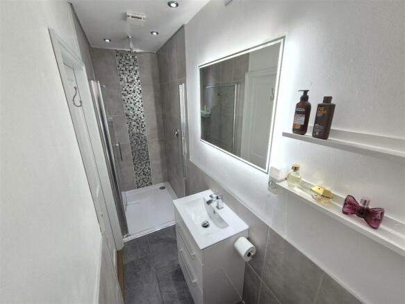 En-Suite Shower Room
