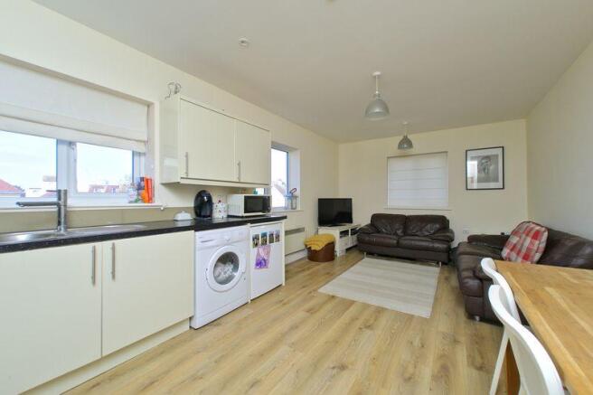 Kitchen/Living...