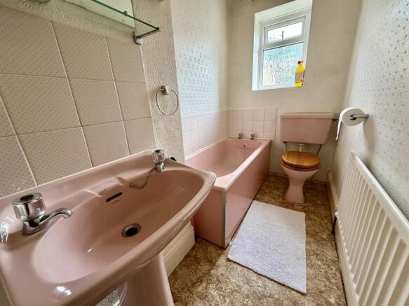 2 bed Terraced for sale Image 9
