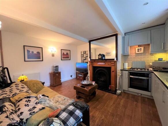 1 bed Terraced for sale Image 5
