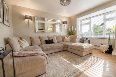 Chapel Road, Prestwich, M25