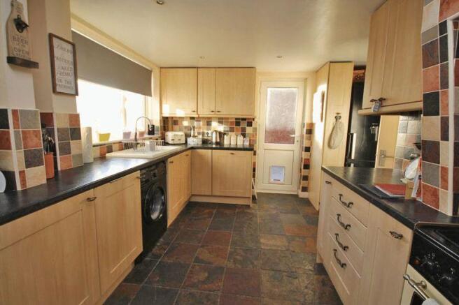 Kitchen photo 2