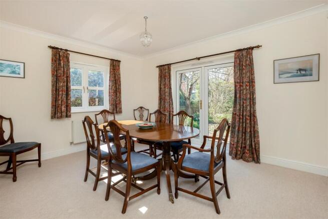 15 Clark Close 2201-5.jpg