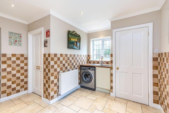 Utility Room/Wc