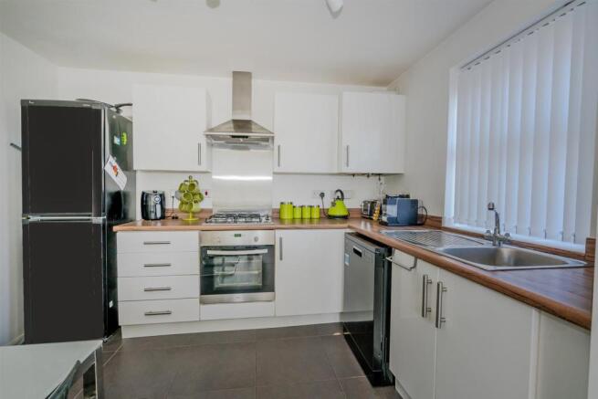 54, Water Reed Grove, Walsall, West Midlands, WS2 