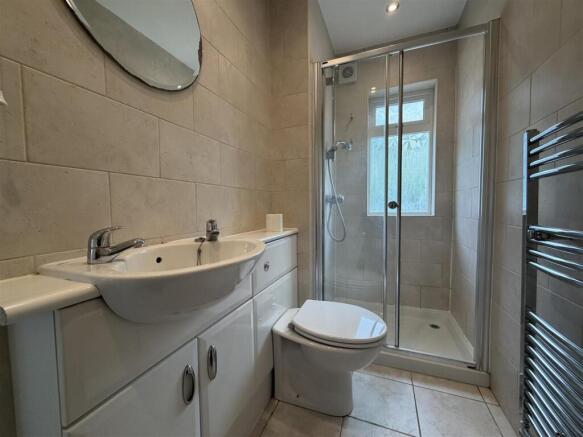 3 bed Semi-Detached for sale Image 8