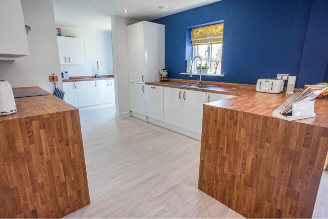 Kitchen/Dining Room