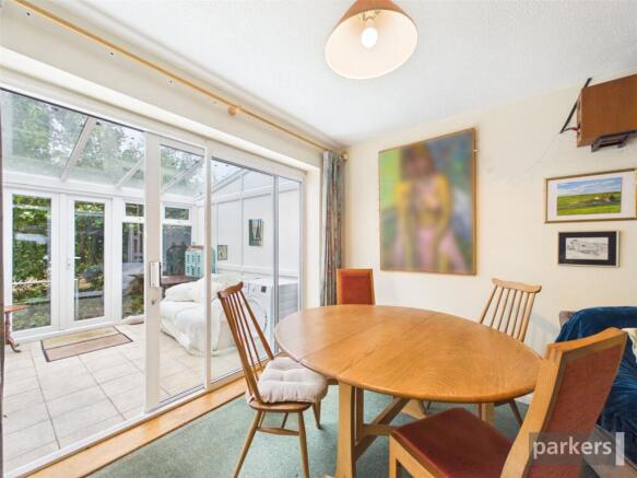 Antrim Road, Woodley, Reading, Berkshire, RG5 photo 4