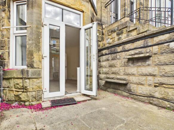 1 bed Flat to rent Image 9