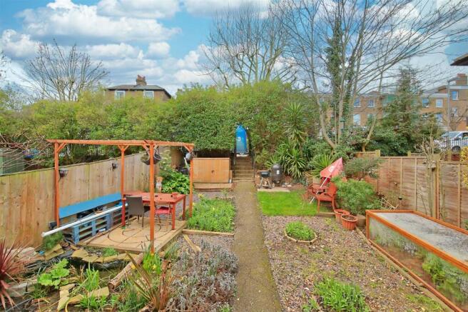 111_merton_road_image2_17148_4.jpg