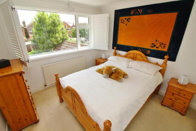 15 Bed 1.JPG