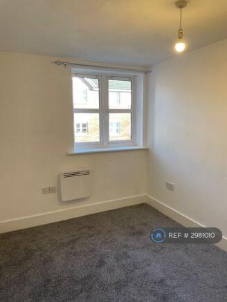 2 bed Flat to rent Image 8