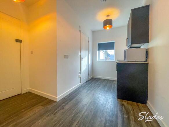 FLAT 5 KITCHEN