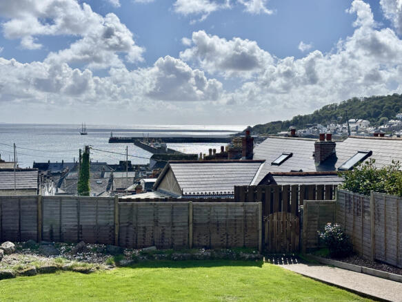 4 Bedroom Mid Terraced House for Sale