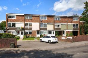6, Moorholme, Woking GU22 7QZ